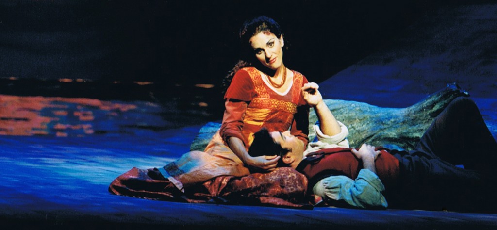 Marianne Bindig as Varvara